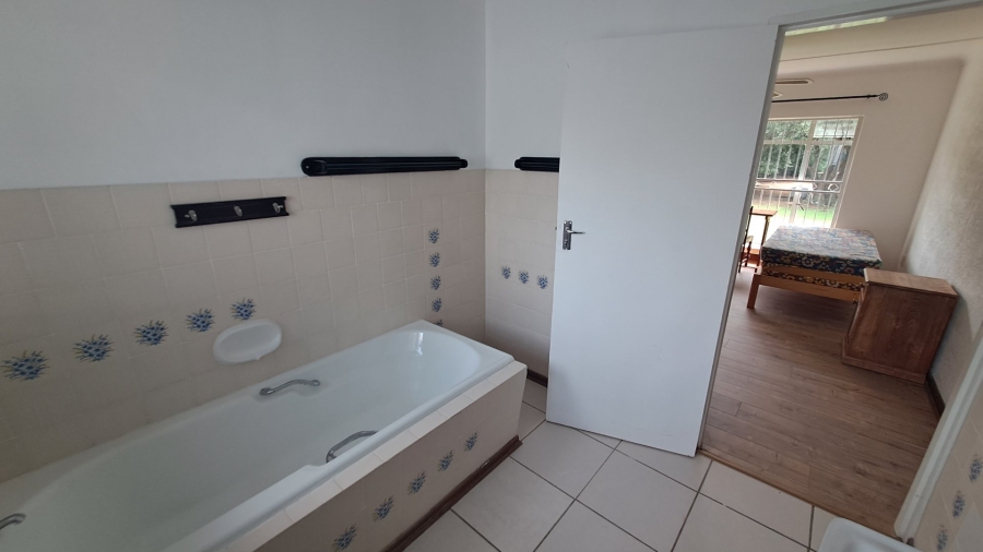 5 Bedroom Property for Sale in Universitas Ridge Free State